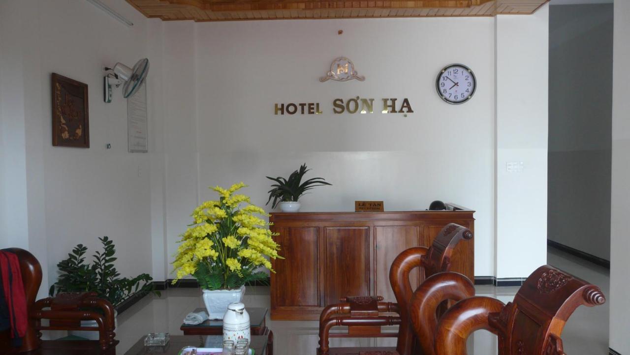 Khach San Son Ha Hotel Tỉnh Kontum Exterior photo